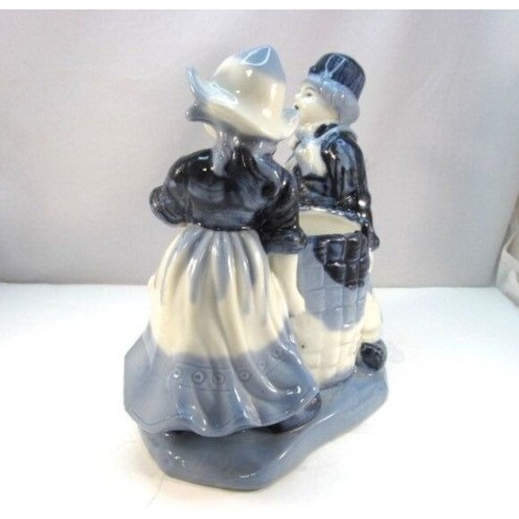 Vintage Ceramic Blue Delft Dutch Couple Figurine Planter Made In Japan - Picture 7 of 11